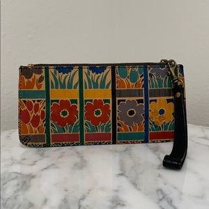 ✨ Patricia Nash St Croce Wristlet Wallet ✨